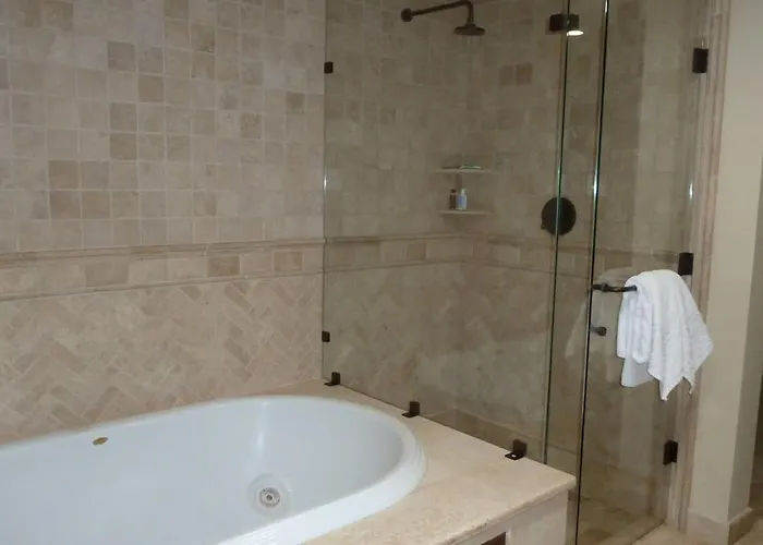Superb 3br Great View At Villa *